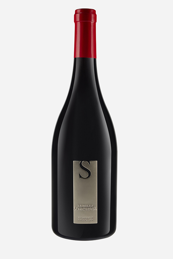 Familia Schroeder pinot noir